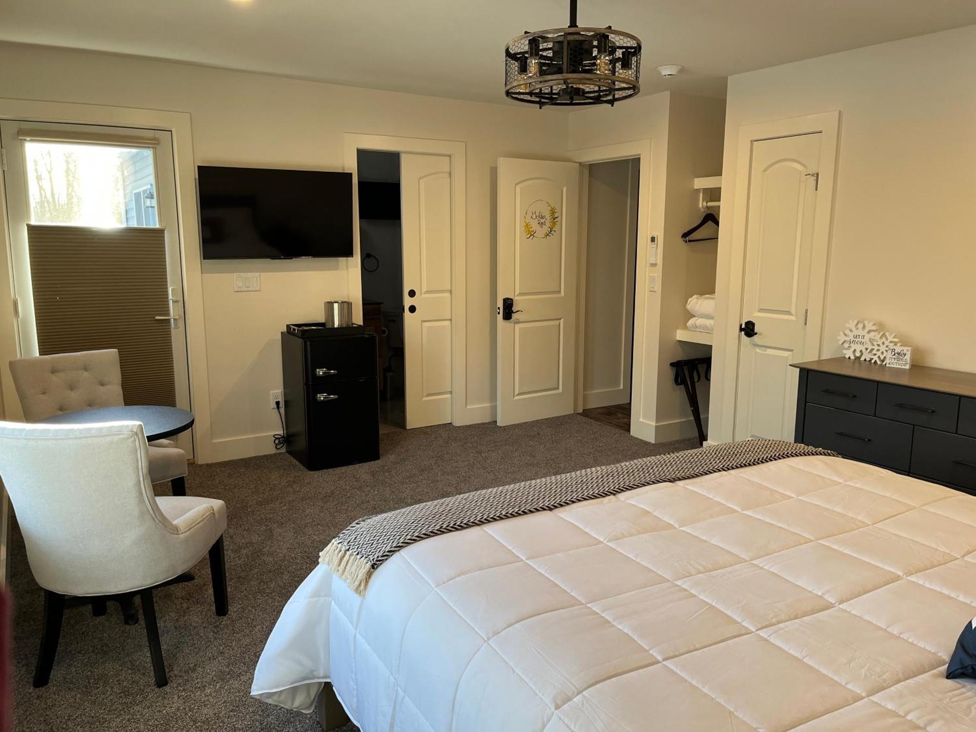 Lakeville Four Seasons For Fun Bed & Breakfast מראה חיצוני תמונה