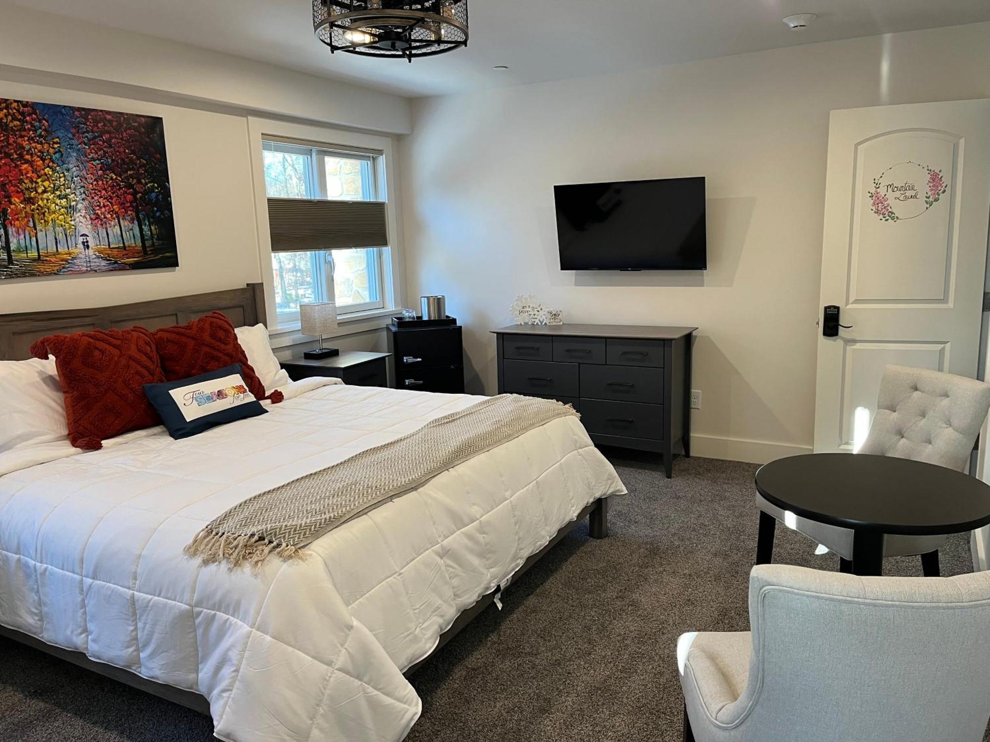 Lakeville Four Seasons For Fun Bed & Breakfast מראה חיצוני תמונה
