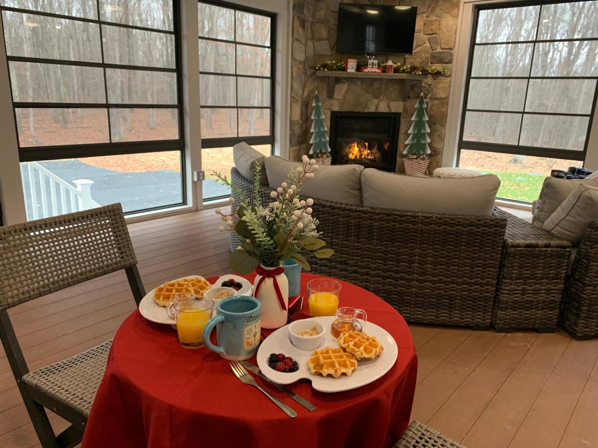 Lakeville Four Seasons For Fun Bed & Breakfast מראה חיצוני תמונה